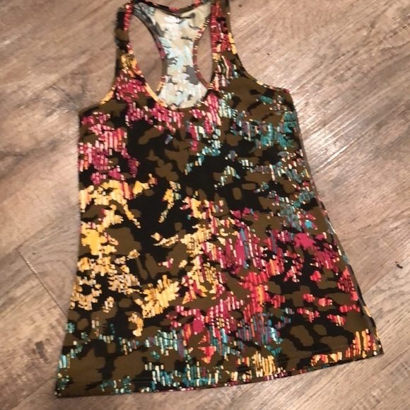 Maurices‎ Razorback Tank Top - Picture 4 of 7